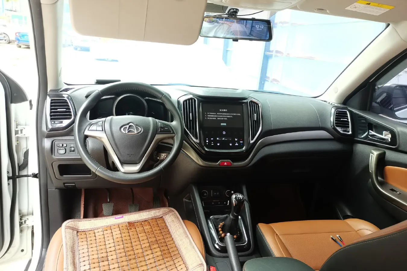 2016 ChangAn Oshan CX70 1.6L 117HP L4 5MT,autocango,china used car exporter,china ev exporter,chinese used car exporter,chinese used ev exporter
