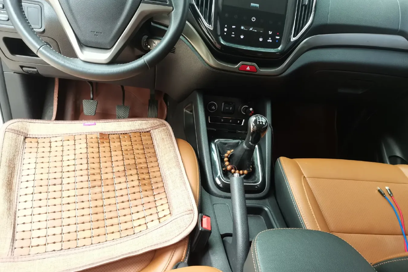 2016 ChangAn Oshan CX70 1.6L 117HP L4 5MT,autocango,china used car exporter,china ev exporter,chinese used car exporter,chinese used ev exporter