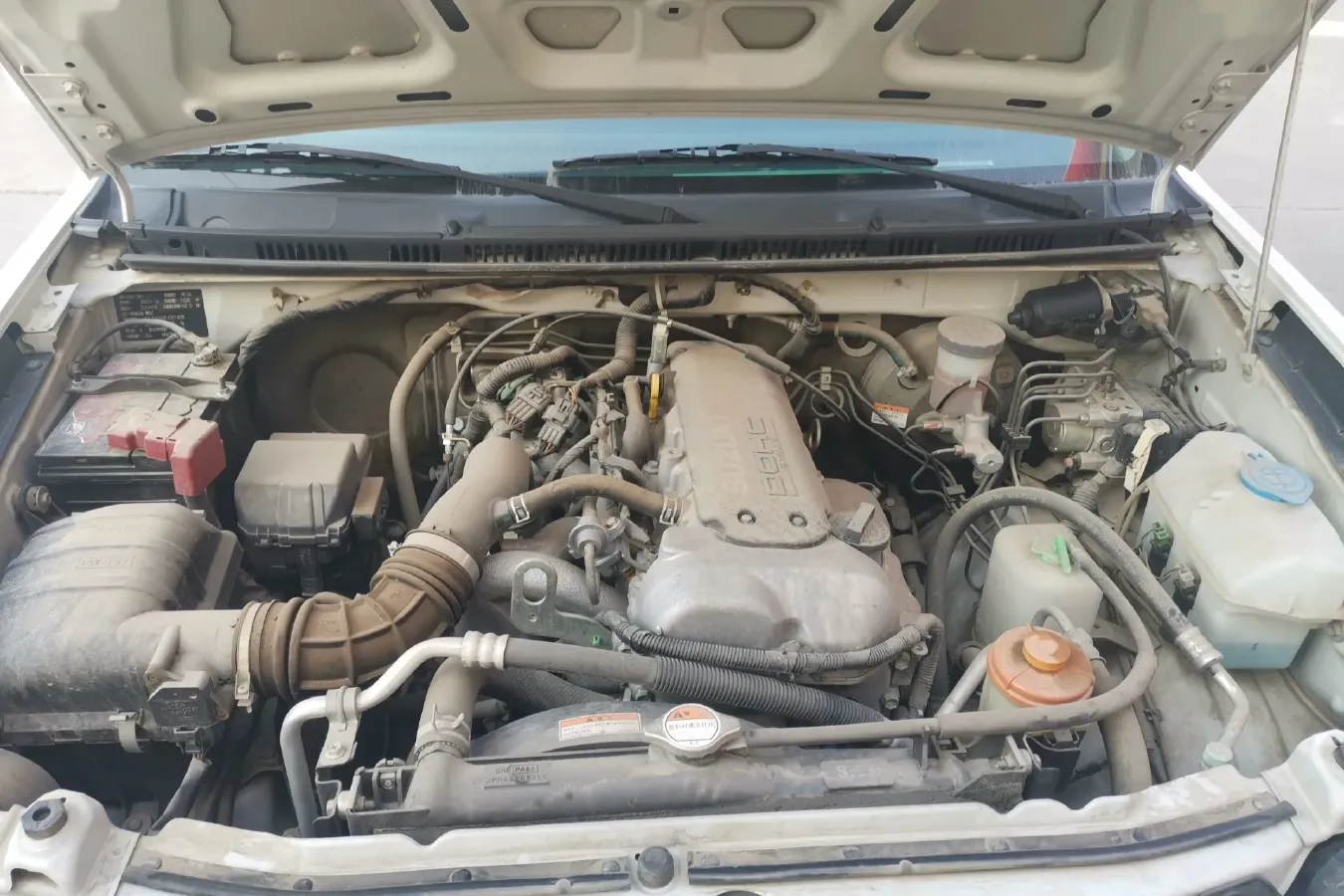 2015 Suzuki Jimny 1.3L 85HP L4 4AT,autocango,china used car exporter,china ev exporter,chinese used car exporter,chinese used ev exporter