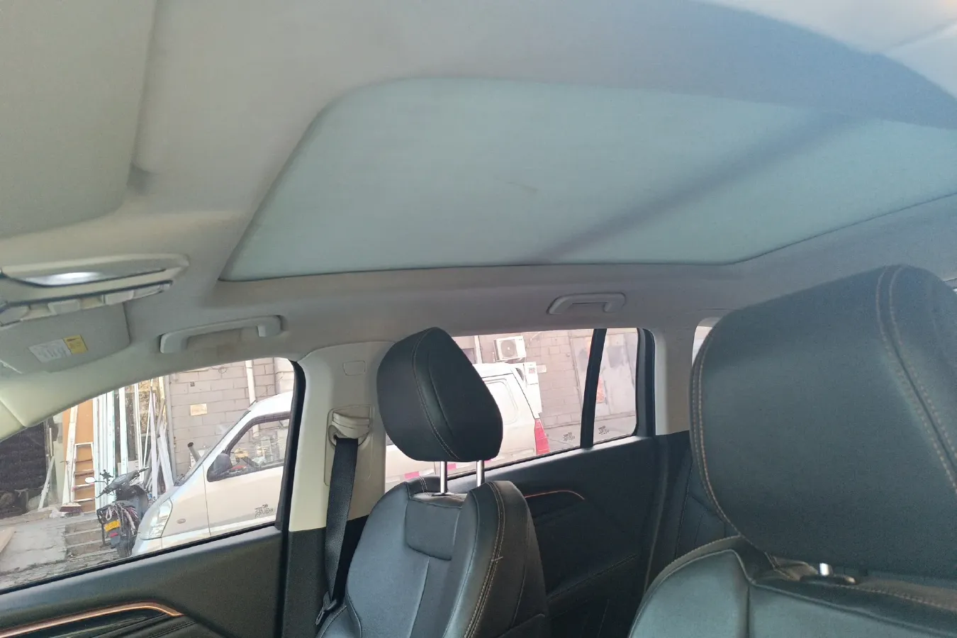 2020 BaoJun RS-5 1.5T 177HP L4 CVT,autocango,china used car exporter,china ev exporter,chinese used car exporter,chinese used ev exporter