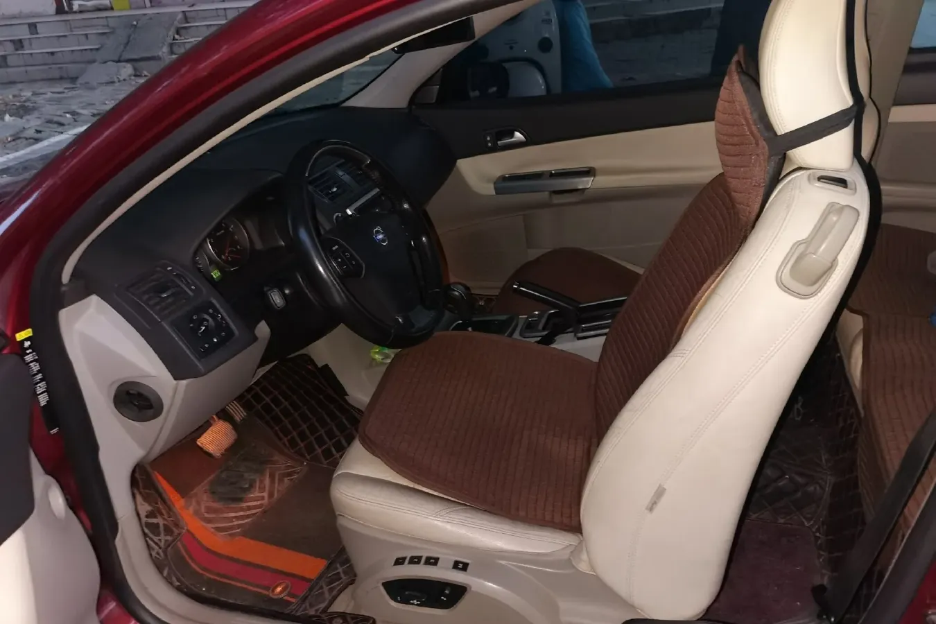 2006 Volvo C30 2.4L 170HP L5 5AT,autocango,china used car exporter,china ev exporter,chinese used car exporter,chinese used ev exporter