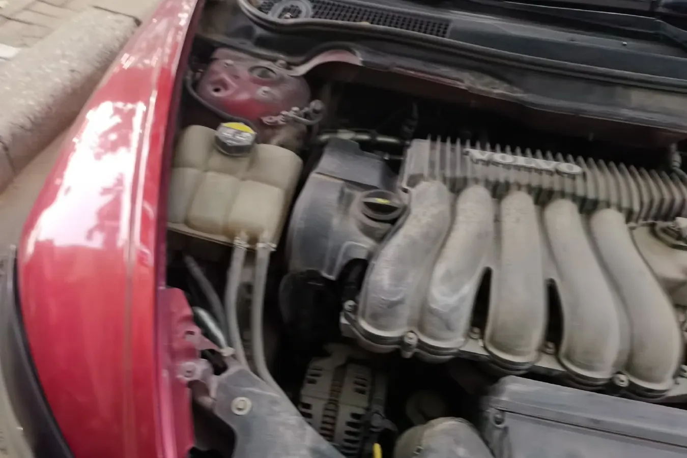 2006 Volvo C30 2.4L 170HP L5 5AT,autocango,china used car exporter,china ev exporter,chinese used car exporter,chinese used ev exporter