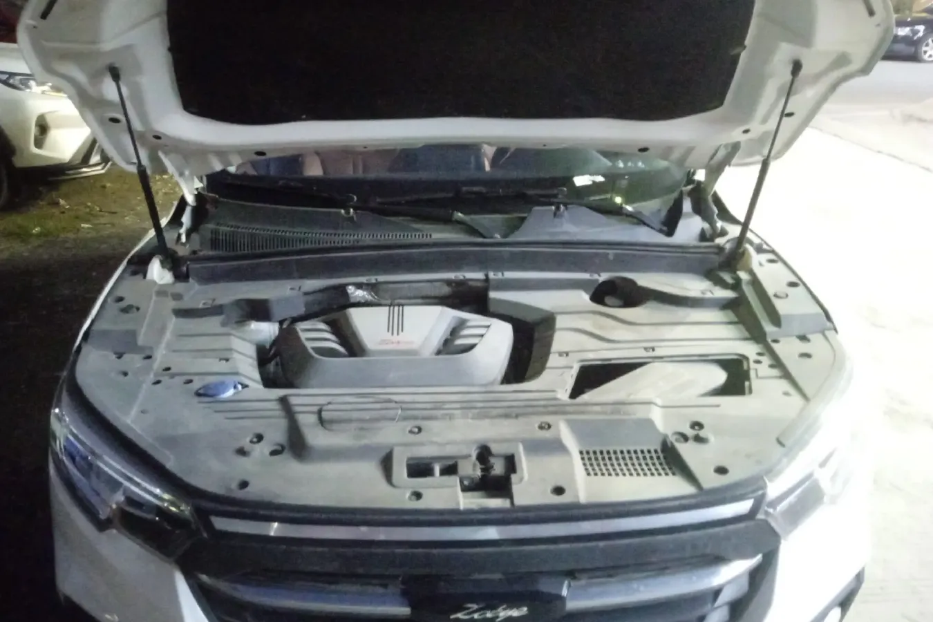 2018 Zotye T500 1.5T 156HP L4 6AT,autocango,china used car exporter,china ev exporter,chinese used car exporter,chinese used ev exporter