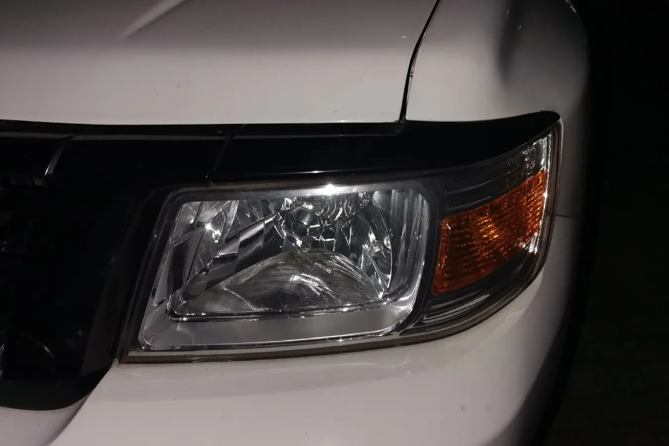 2015 Leopaard Q6 2.4L 147HP L4 5MT,autocango,china used car exporter,china ev exporter,chinese used car exporter,chinese used ev exporter