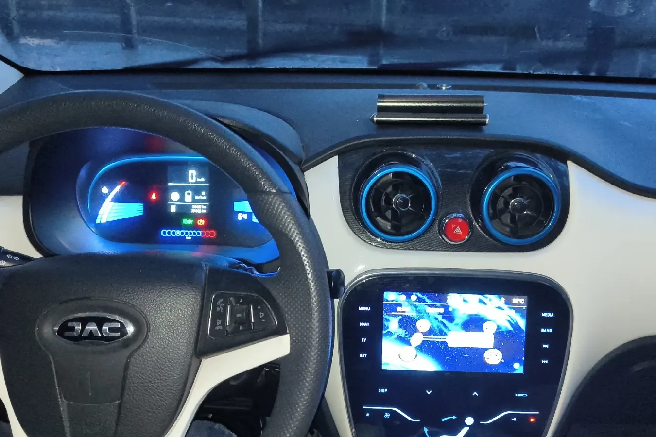 2017 JAC iEV7 BEV 24KWH,autocango,china used car exporter,china ev exporter,chinese used car exporter,chinese used ev exporter