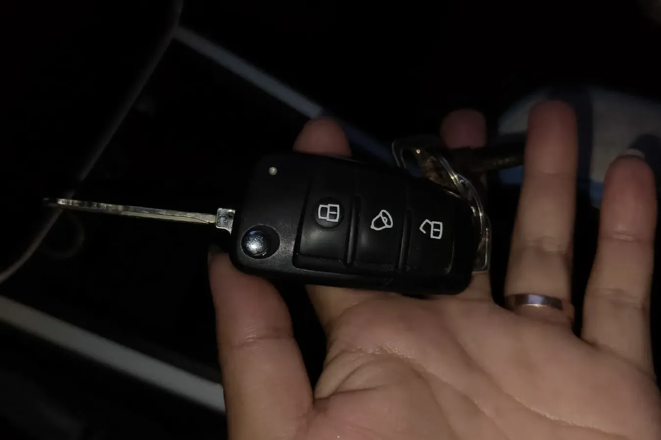 2017 JAC iEV7 BEV 24KWH,autocango,china used car exporter,china ev exporter,chinese used car exporter,chinese used ev exporter