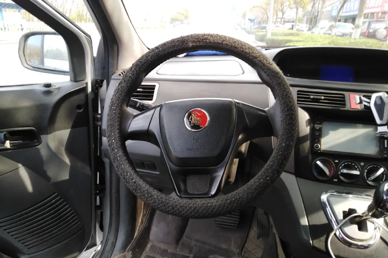 2012 DongFeng Forthing Joyear 1.5L 120HP L4 6AMT,autocango,china used car exporter,china ev exporter,chinese used car exporter,chinese used ev exporter