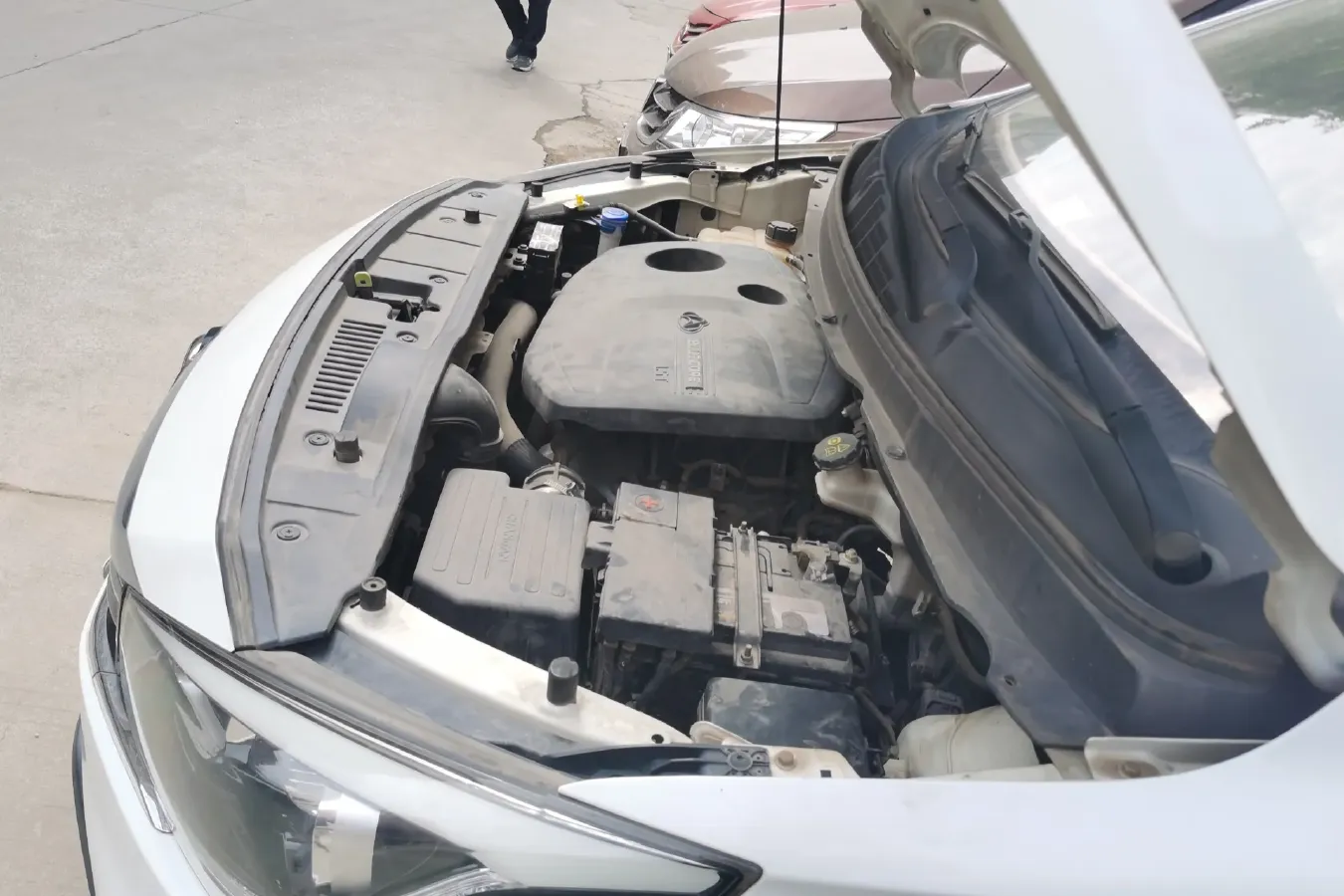 2017 ChangAn Oshan A800 1.5T 156HP L4 6MT,autocango,china used car exporter,china ev exporter,chinese used car exporter,chinese used ev exporter