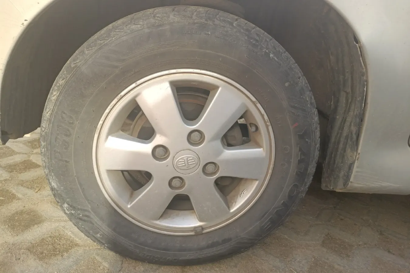 2009 FAW Senia M80 1.3L 91HP L4 5MT,autocango,china used car exporter,china ev exporter,chinese used car exporter,chinese used ev exporter