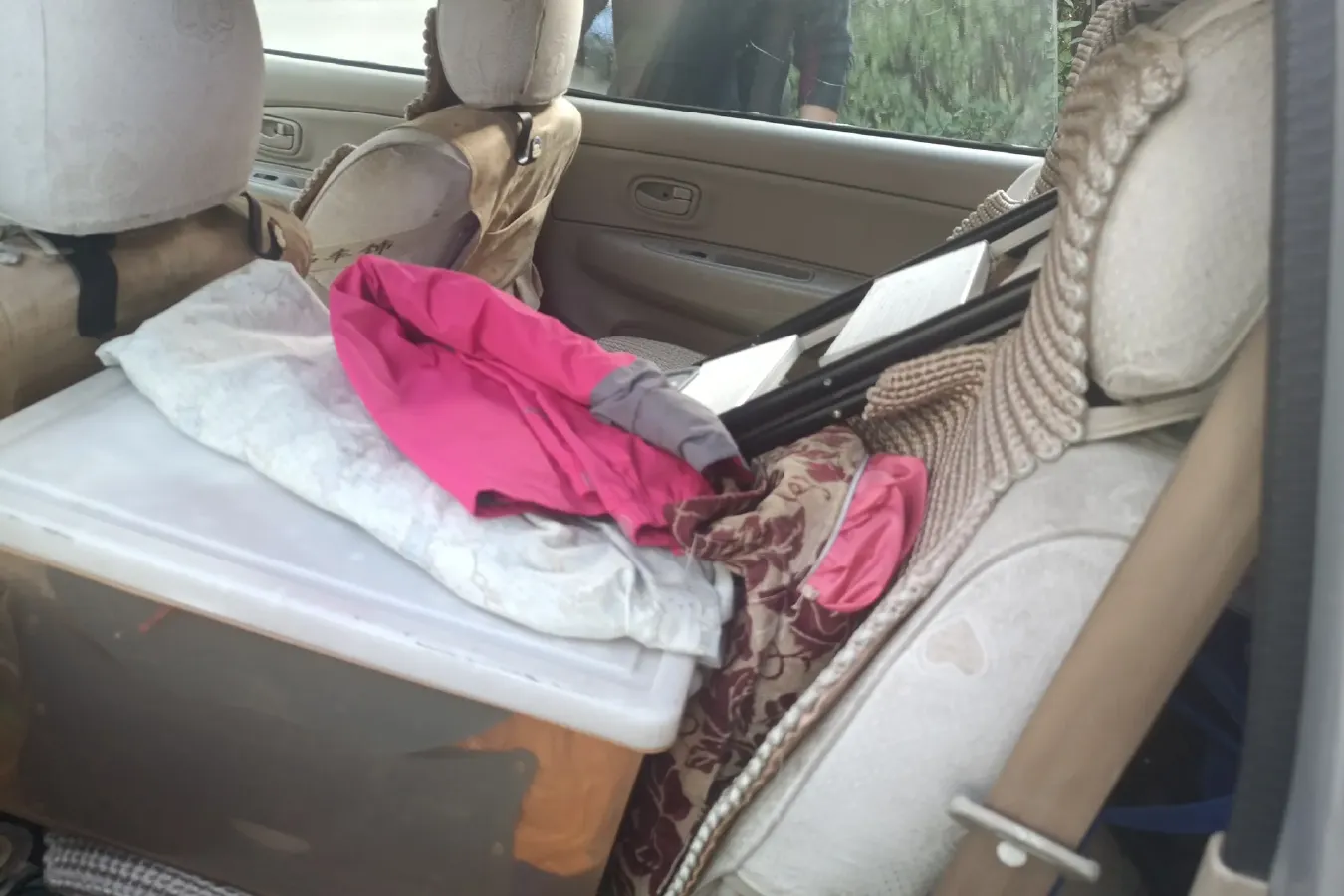 2009 FAW Senia M80 1.3L 91HP L4 5MT,autocango,china used car exporter,china ev exporter,chinese used car exporter,chinese used ev exporter