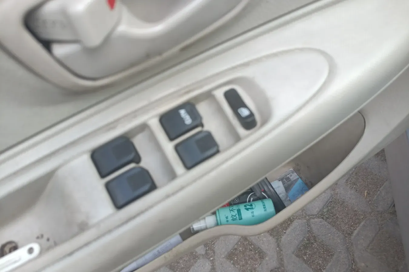 2009 FAW Senia M80 1.3L 91HP L4 5MT,autocango,china used car exporter,china ev exporter,chinese used car exporter,chinese used ev exporter