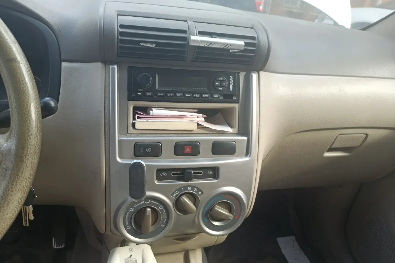 2009 FAW Senia M80 1.3L 91HP L4 5MT,autocango,china used car exporter,china ev exporter,chinese used car exporter,chinese used ev exporter