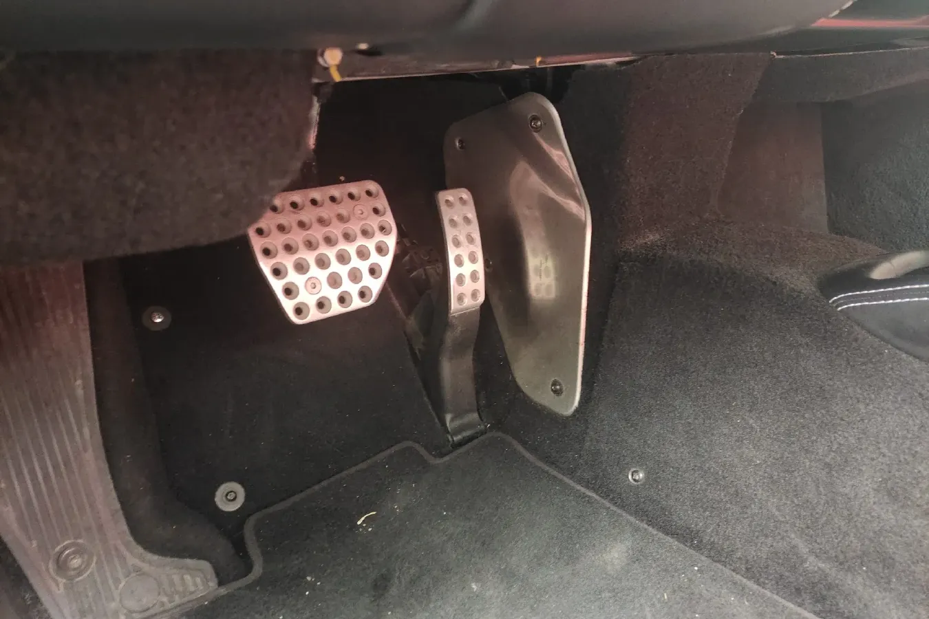 2011 Ferrari 458 4.5L 570HP V8 7DCT,autocango,china used car exporter,china ev exporter,chinese used car exporter,chinese used ev exporter