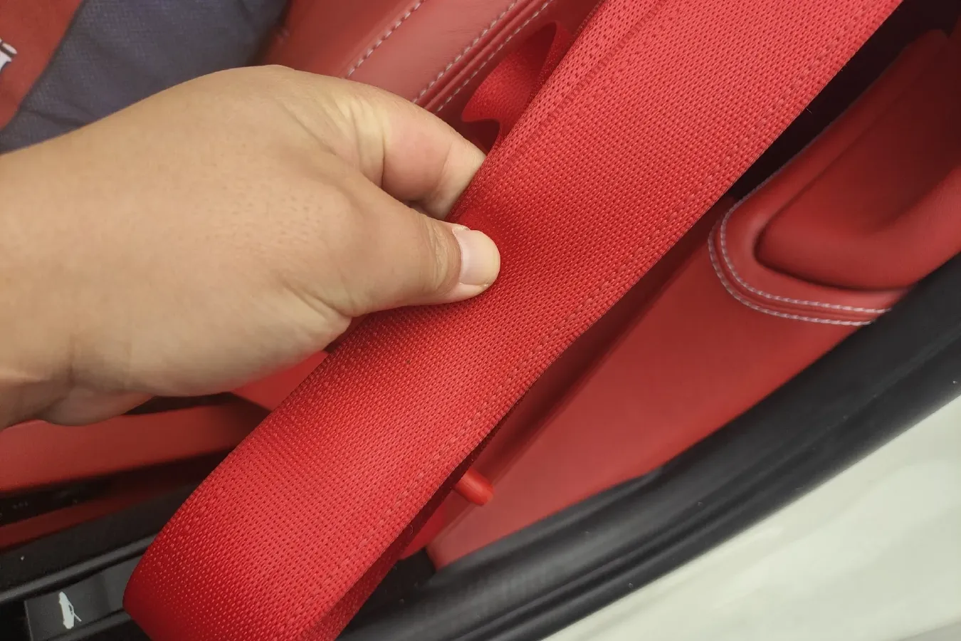 2011 Ferrari 458 4.5L 570HP V8 7DCT,autocango,china used car exporter,china ev exporter,chinese used car exporter,chinese used ev exporter