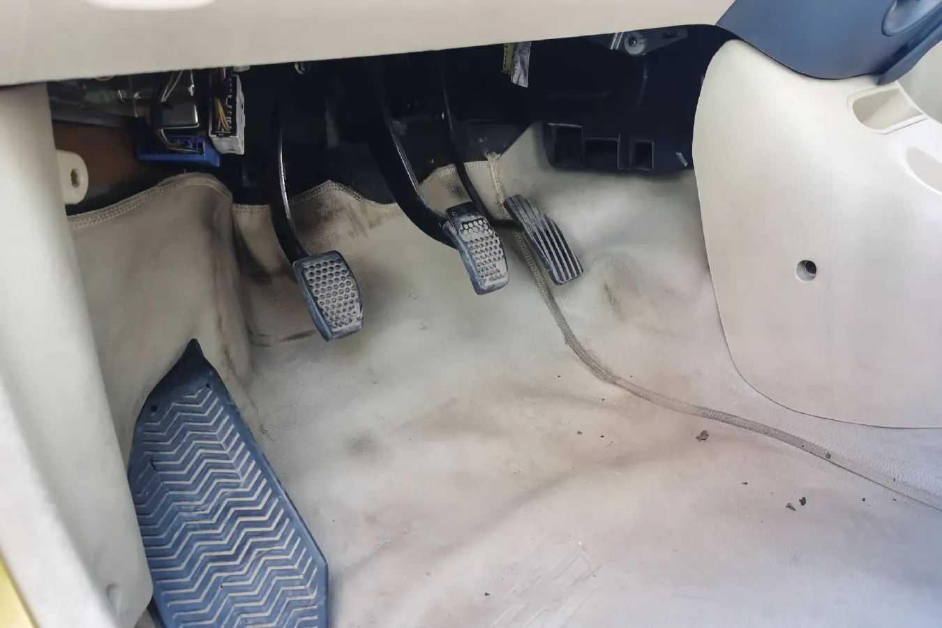 2009 BaoJun LeChi 1.0L 64HP L4 5MT,autocango,china used car exporter,china ev exporter,chinese used car exporter,chinese used ev exporter