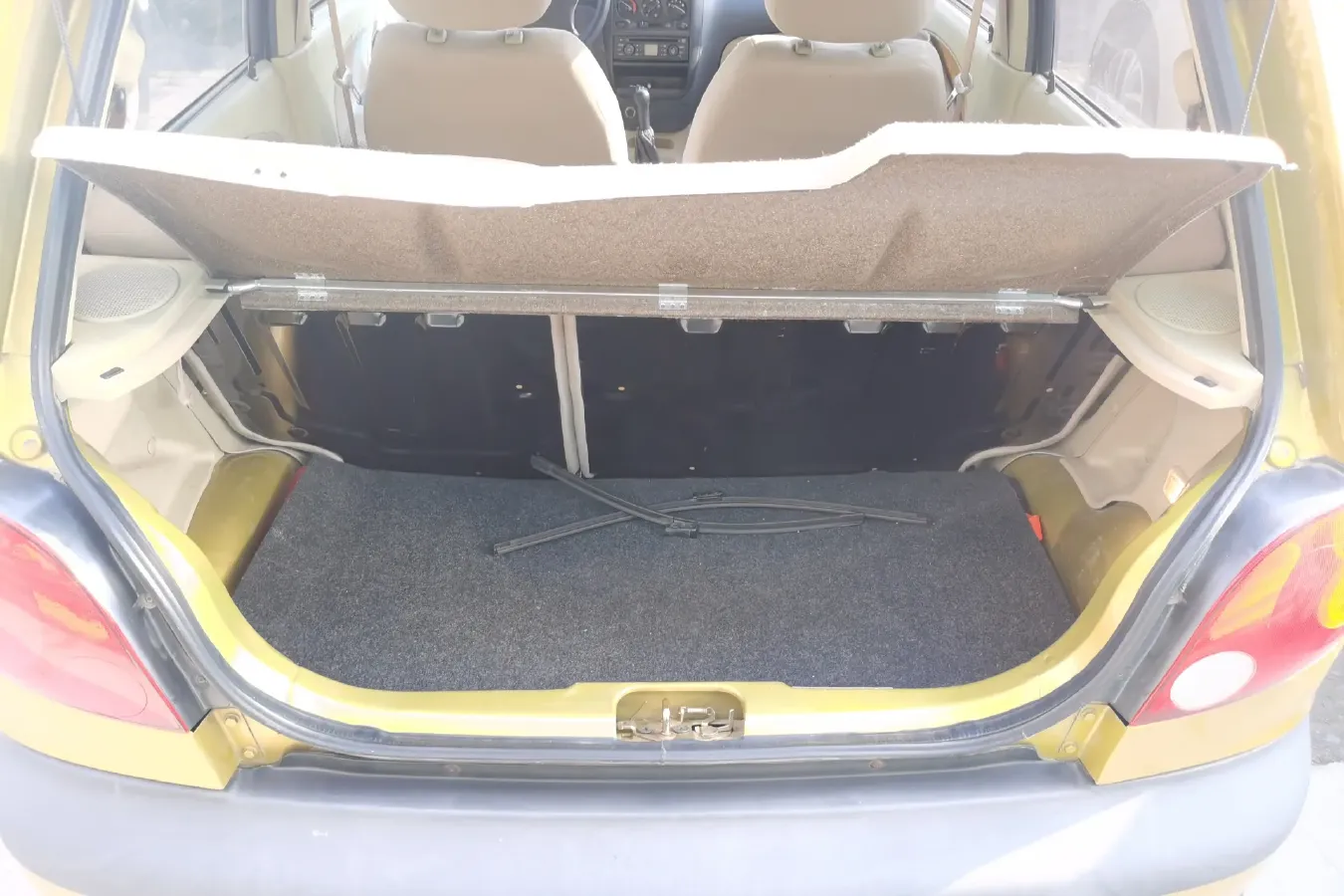 2009 BaoJun LeChi 1.0L 64HP L4 5MT,autocango,china used car exporter,china ev exporter,chinese used car exporter,chinese used ev exporter