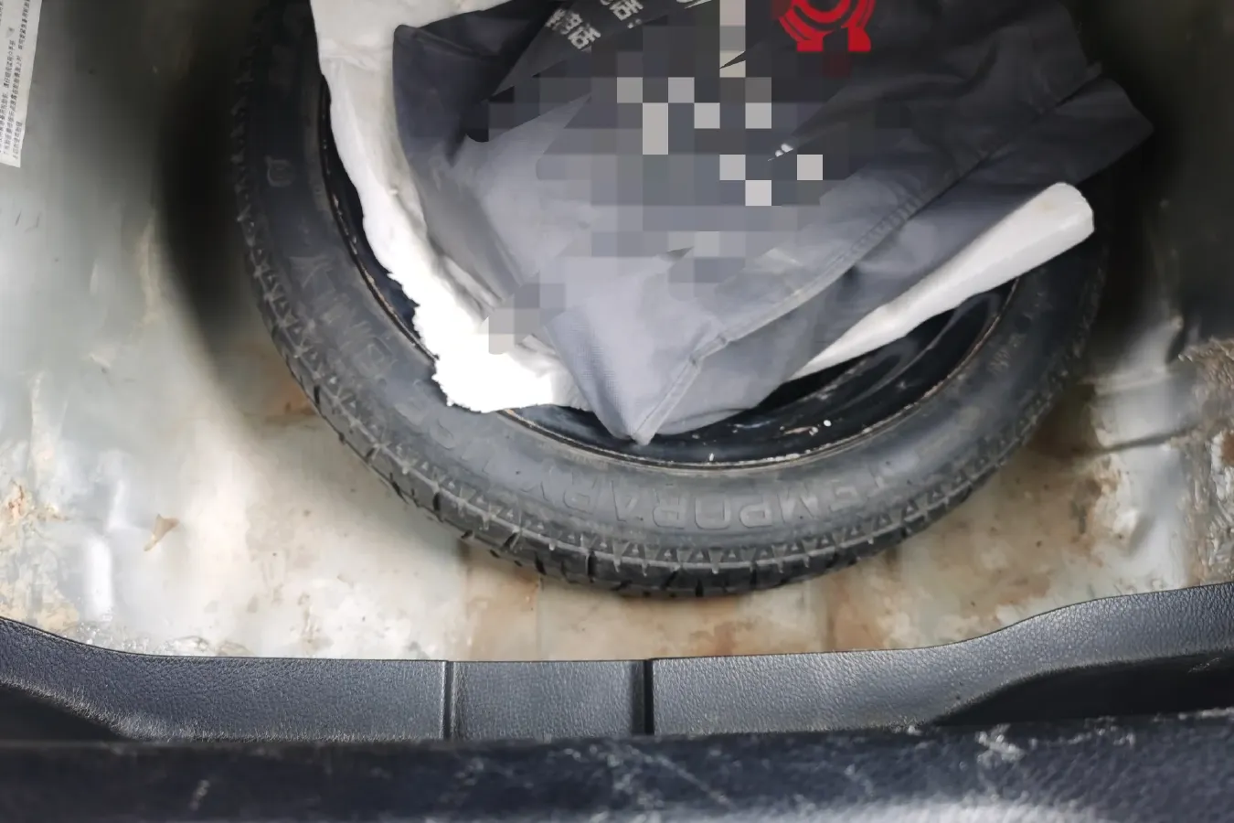 2013 Venucia R50 1.6L 117HP L4 4AT,autocango,china used car exporter,china ev exporter,chinese used car exporter,chinese used ev exporter