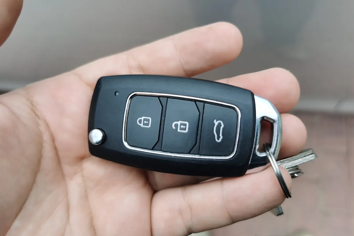 2014 DongFeng Aeolus A30 1.5L 116HP L4 5MT,autocango,china used car exporter,china ev exporter,chinese used car exporter,chinese used ev exporter