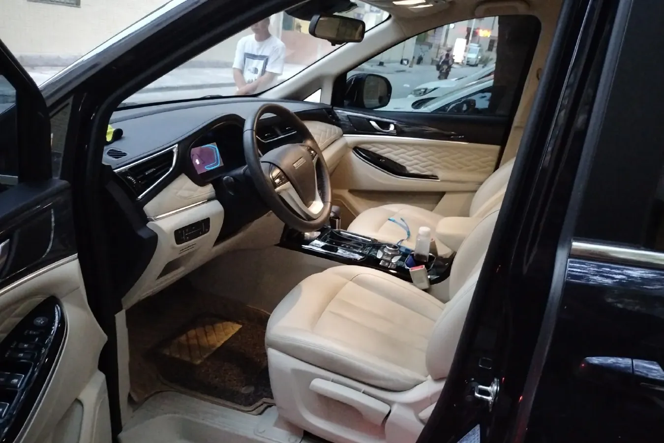 2019 ChangAn Oshan Cosmos 1.5T 178HP L4 7DCT,autocango,china used car exporter,china ev exporter,chinese used car exporter,chinese used ev exporter