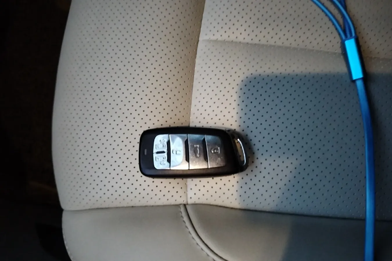 2019 ChangAn Oshan Cosmos 1.5T 178HP L4 7DCT,autocango,china used car exporter,china ev exporter,chinese used car exporter,chinese used ev exporter