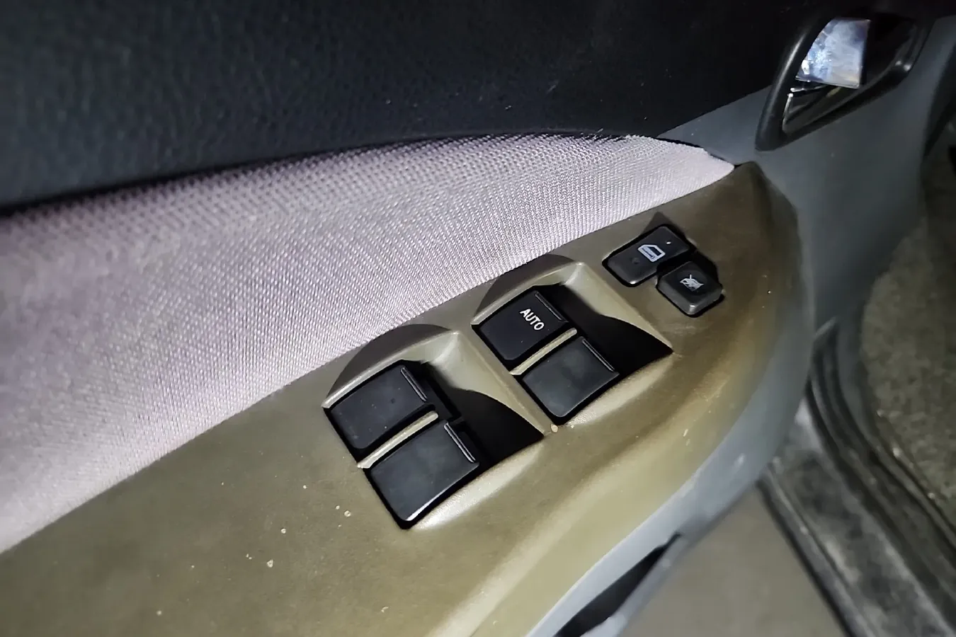 2011 DongFeng Forthing Joyear 1.5L 120HP L4 5MT,autocango,china used car exporter,china ev exporter,chinese used car exporter,chinese used ev exporter