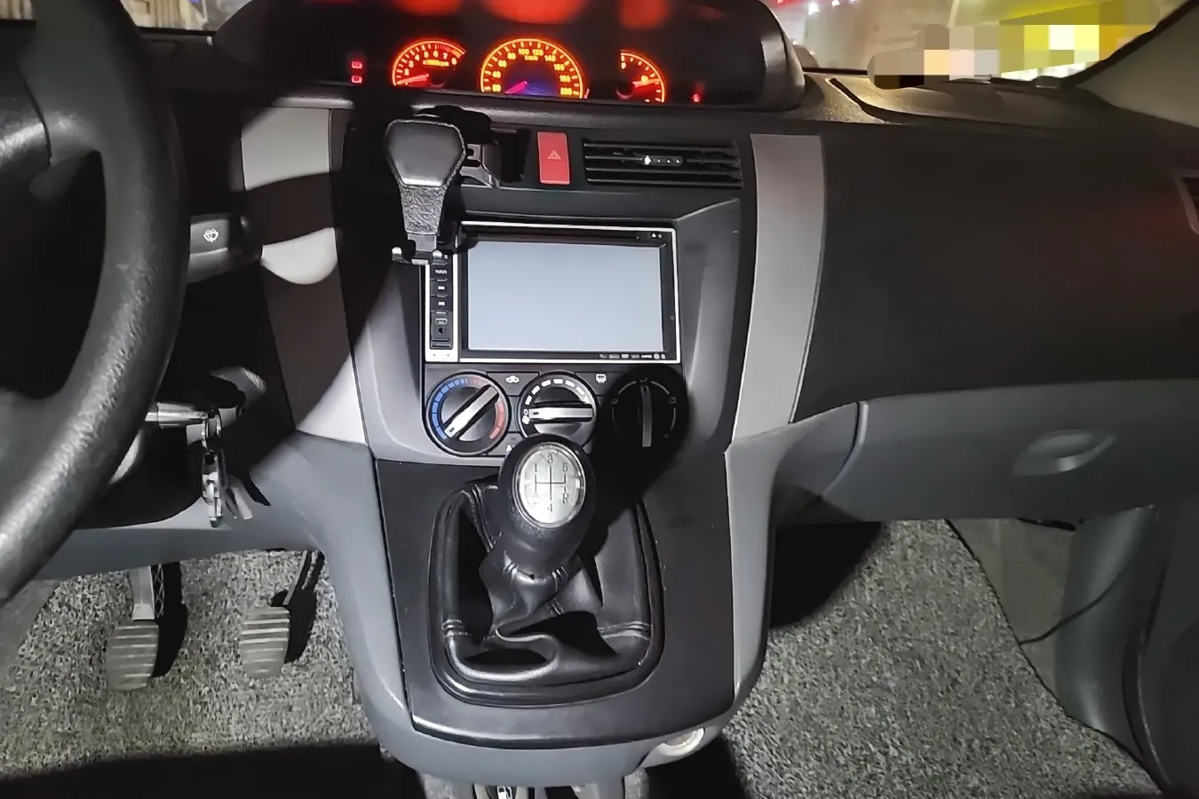 2011 DongFeng Forthing Joyear 1.5L 120HP L4 5MT,autocango,china used car exporter,china ev exporter,chinese used car exporter,chinese used ev exporter