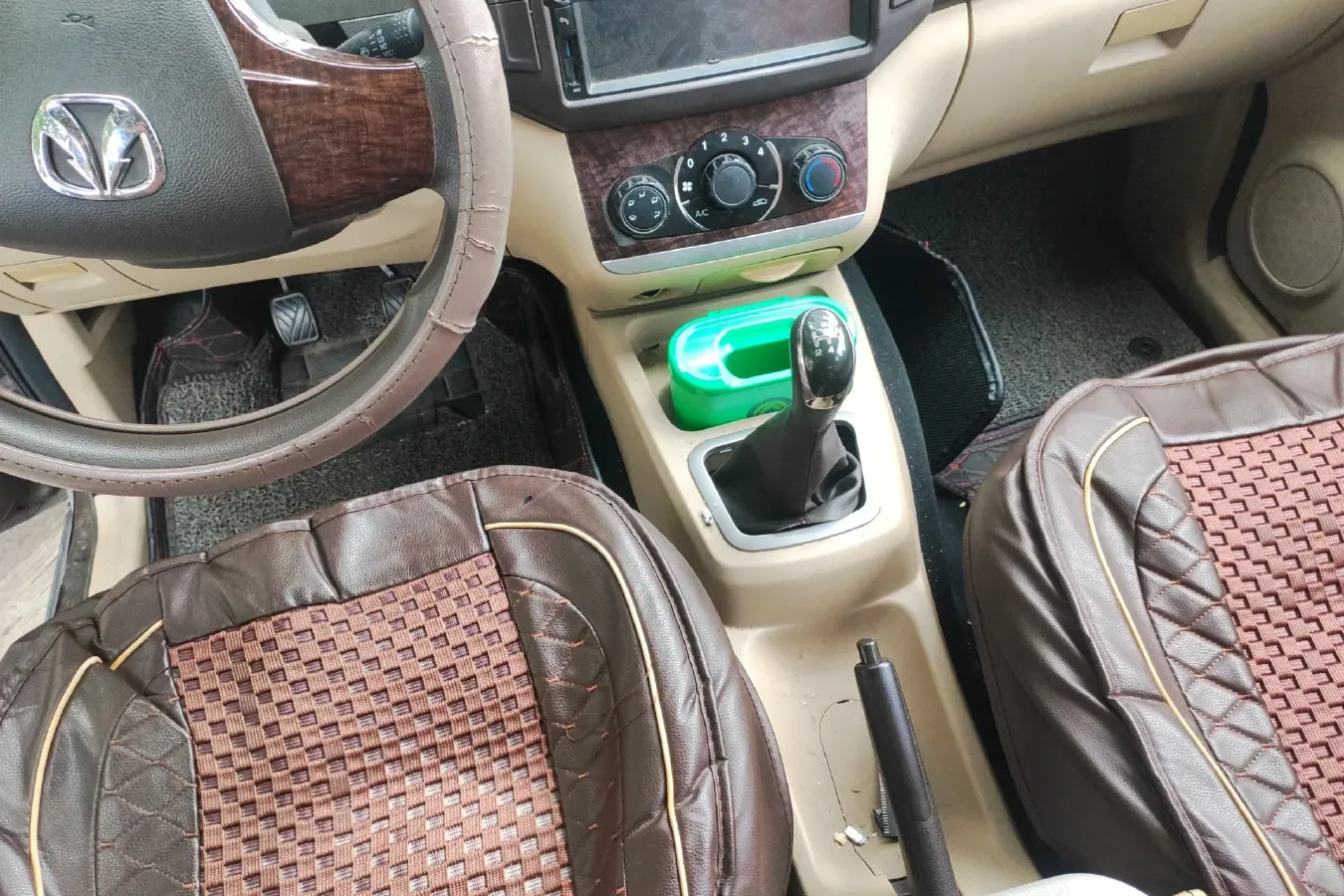 2015 BAIC WeiWang M30 1.5L 106HP L4 5MT,autocango,china used car exporter,china ev exporter,chinese used car exporter,chinese used ev exporter