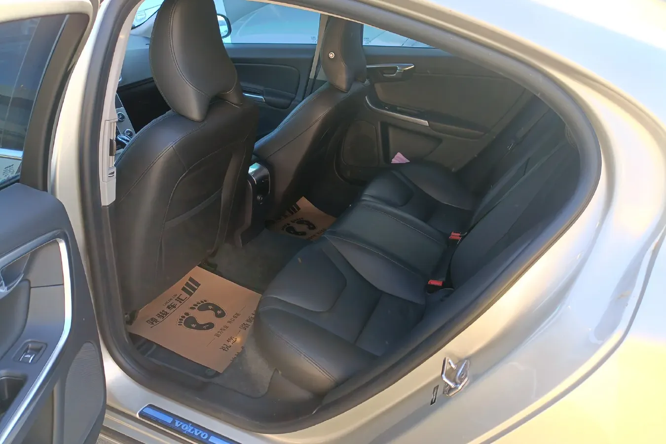 2018 Volvo S60 1.5T 152HP L4 6AT,autocango,china used car exporter,china ev exporter,chinese used car exporter,chinese used ev exporter