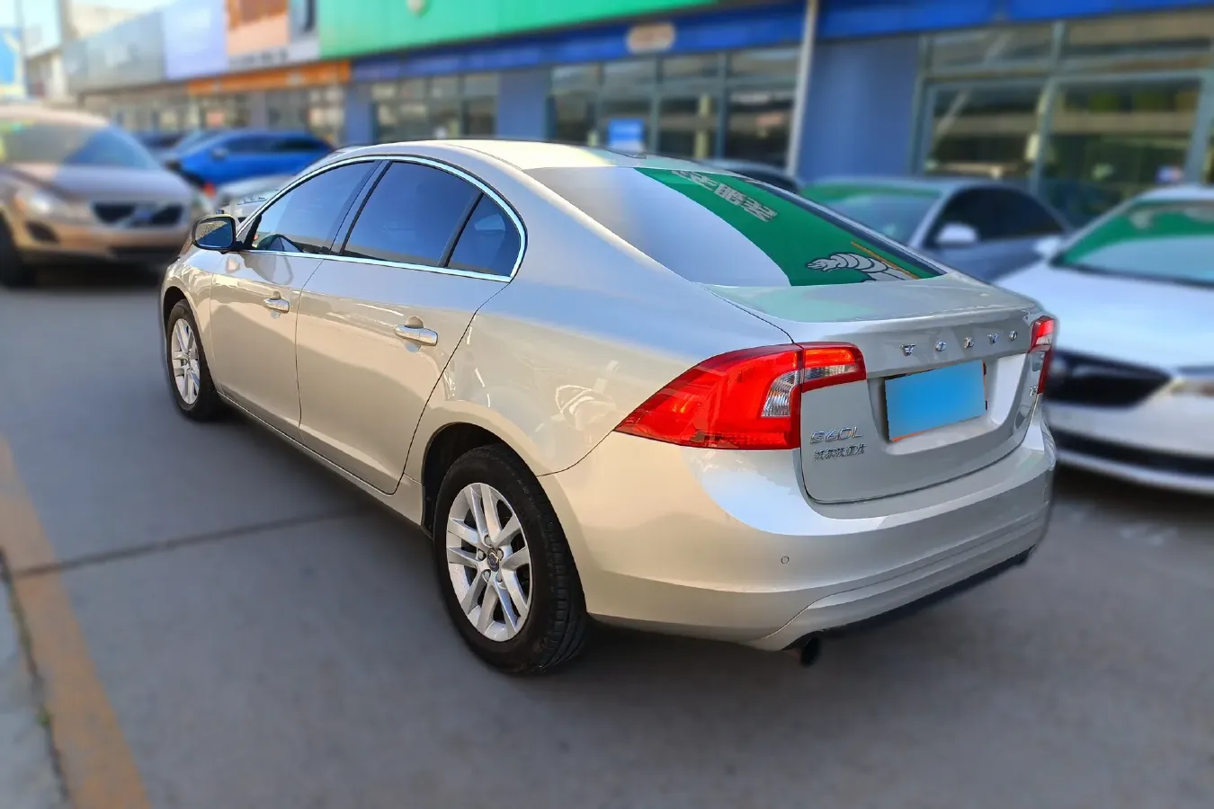 2018 Volvo S60 1.5T 152HP L4 6AT,autocango,china used car exporter,china ev exporter,chinese used car exporter,chinese used ev exporter