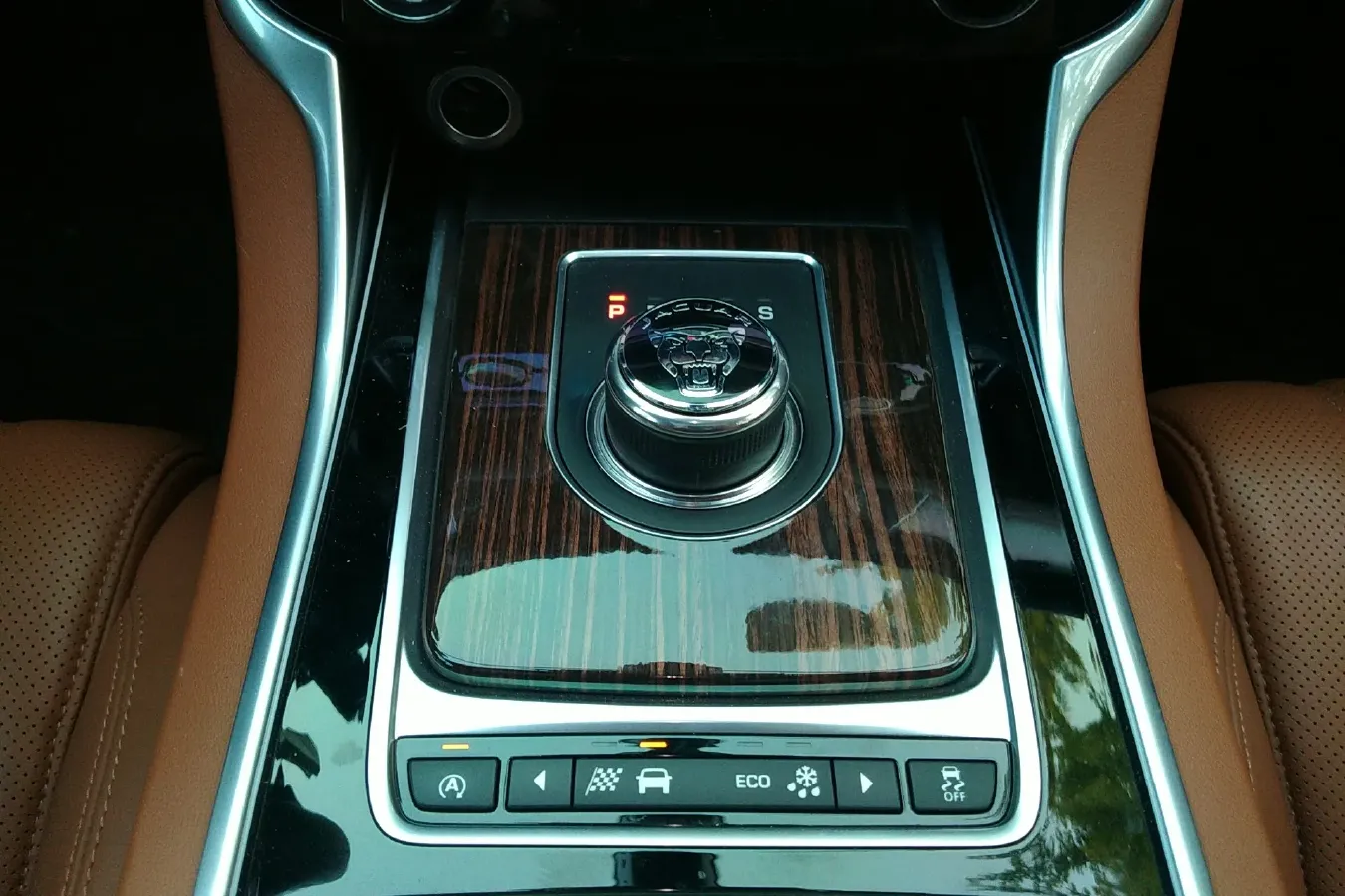 2017 Jaguar XFL 3.0T 340HP V6 8AT,autocango,china used car exporter,china ev exporter,chinese used car exporter,chinese used ev exporter