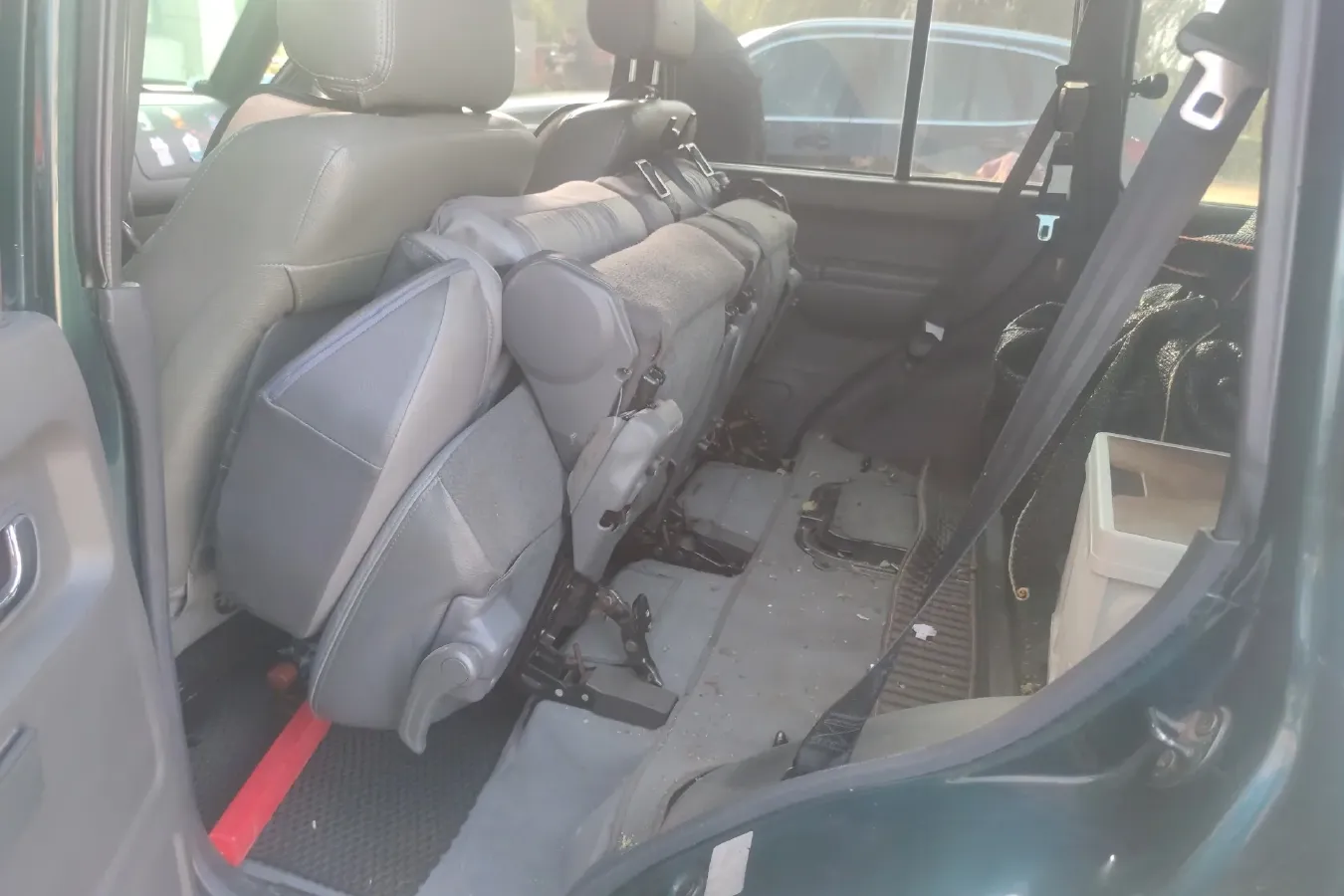 2009 Leopaard Black King Kong 2.4L 125HP L4 5MT,autocango,china used car exporter,china ev exporter,chinese used car exporter,chinese used ev exporter