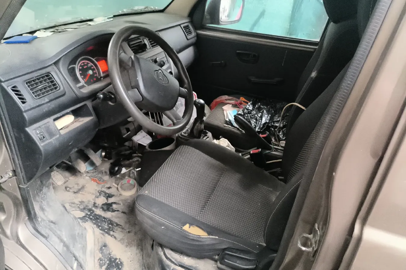 2015 ChangAn Kaicene ZhiXing 3 1.2L 98HP L4 5MT,autocango,china used car exporter,china ev exporter,chinese used car exporter,chinese used ev exporter