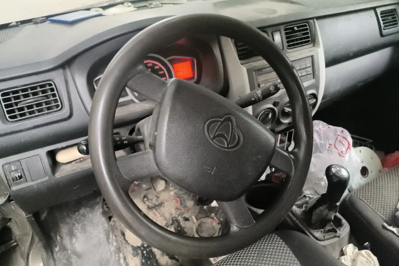 2015 ChangAn Kaicene ZhiXing 3 1.2L 98HP L4 5MT,autocango,china used car exporter,china ev exporter,chinese used car exporter,chinese used ev exporter