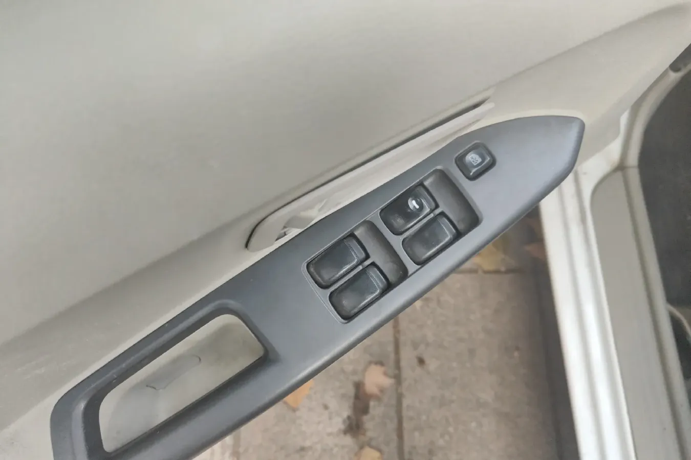 2012 Soueast V3 1.5L 120HP L4 5MT,autocango,china used car exporter,china ev exporter,chinese used car exporter,chinese used ev exporter