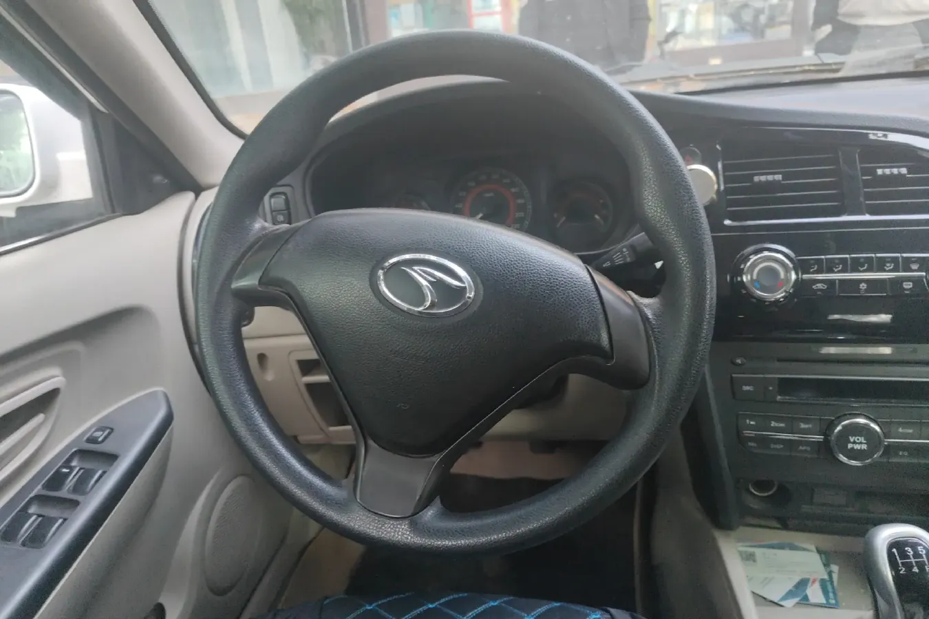 2012 Soueast V3 1.5L 120HP L4 5MT,autocango,china used car exporter,china ev exporter,chinese used car exporter,chinese used ev exporter