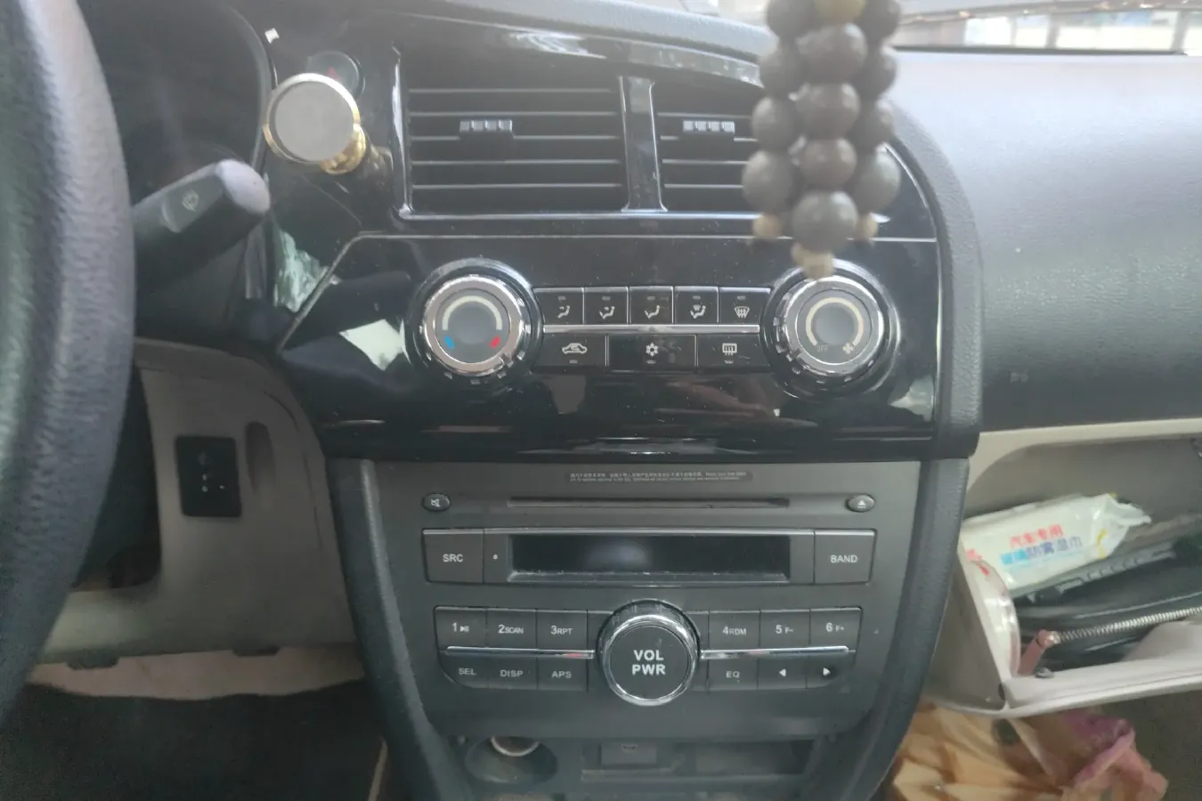 2012 Soueast V3 1.5L 120HP L4 5MT,autocango,china used car exporter,china ev exporter,chinese used car exporter,chinese used ev exporter