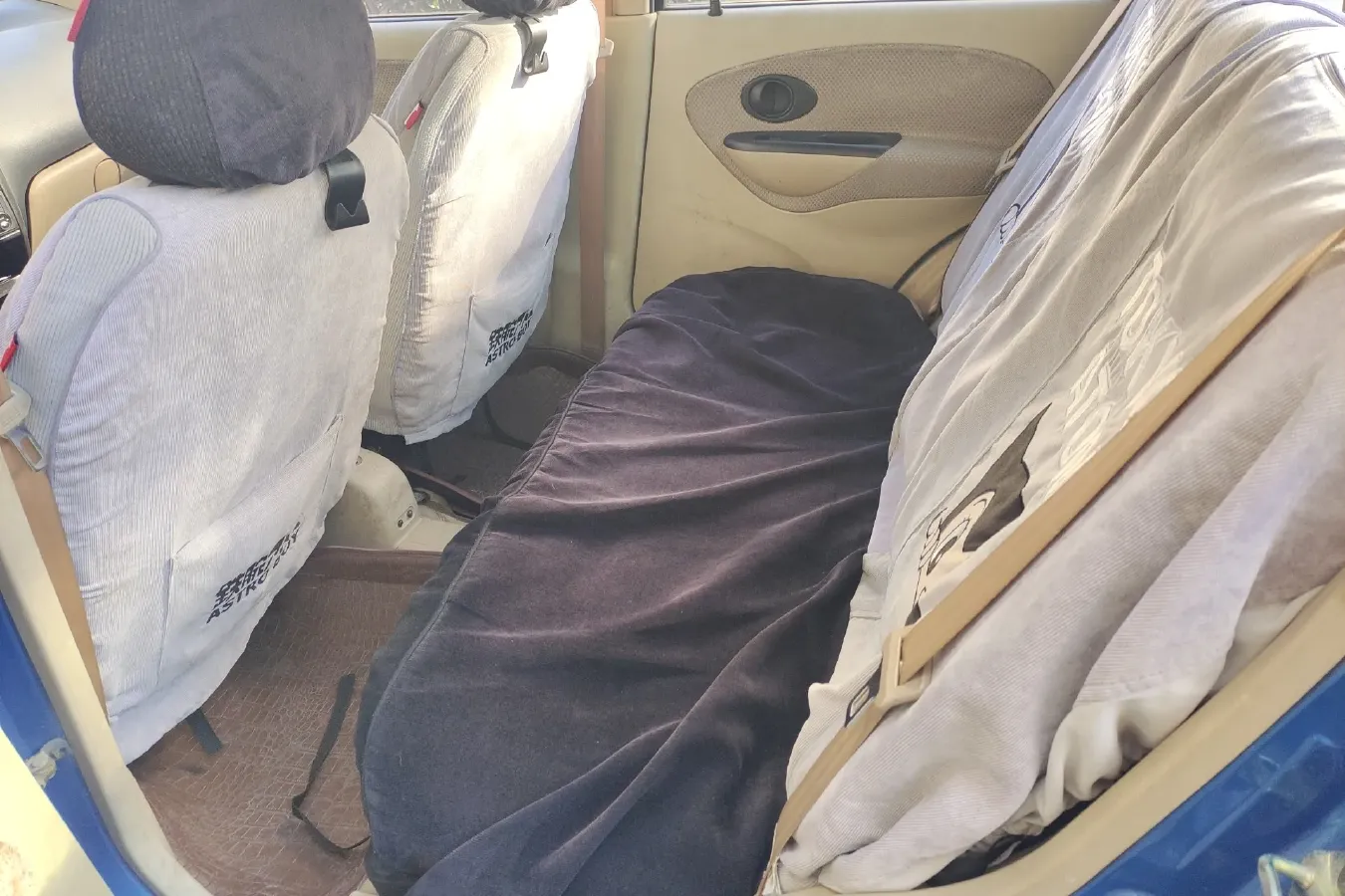 2009 BaoJun LeChi 1.2L 86HP L4 5MT,autocango,china used car exporter,china ev exporter,chinese used car exporter,chinese used ev exporter