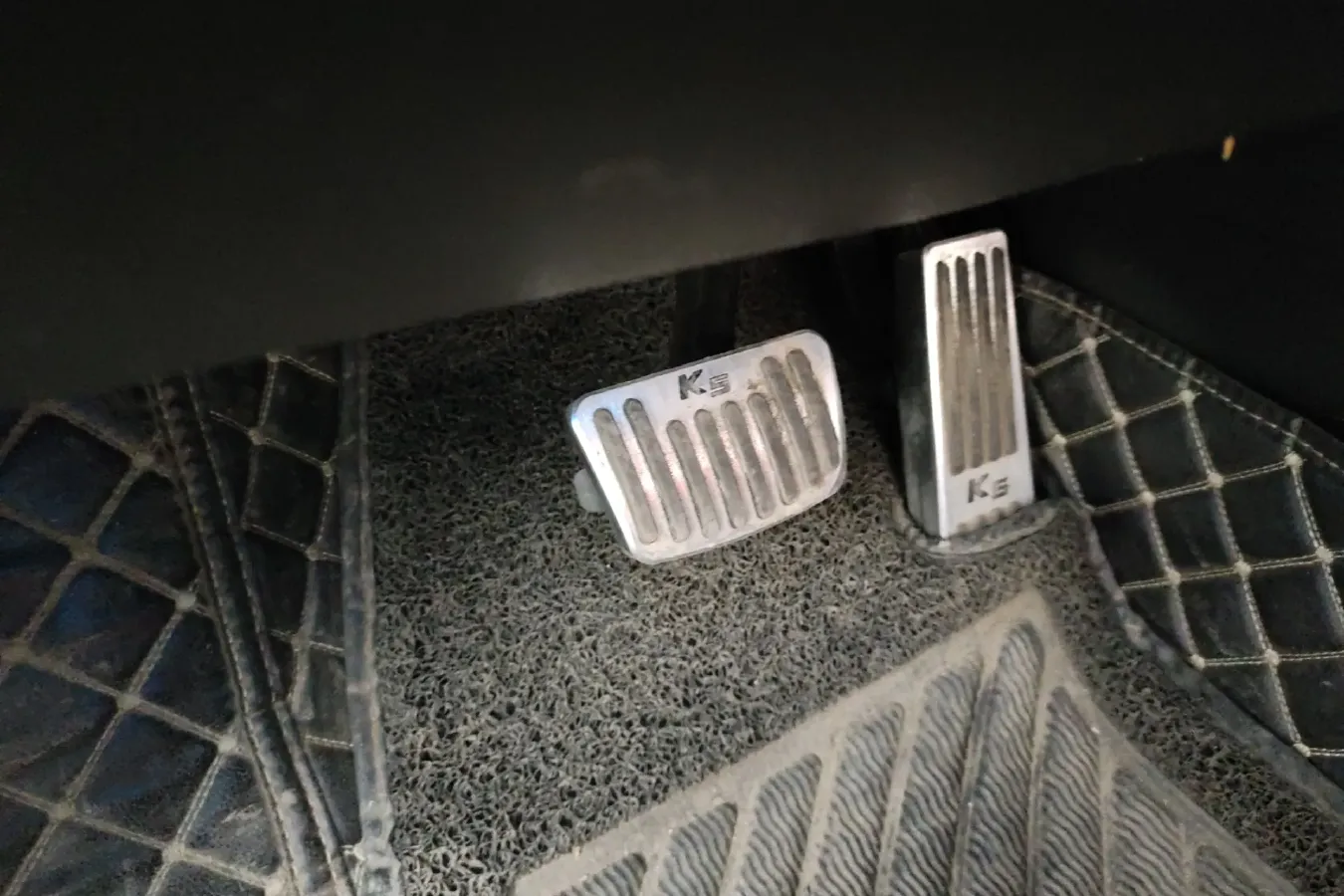 2014 Kia K5 2.0L 162HP L4 6AT,autocango,china used car exporter,china ev exporter,chinese used car exporter,chinese used ev exporter