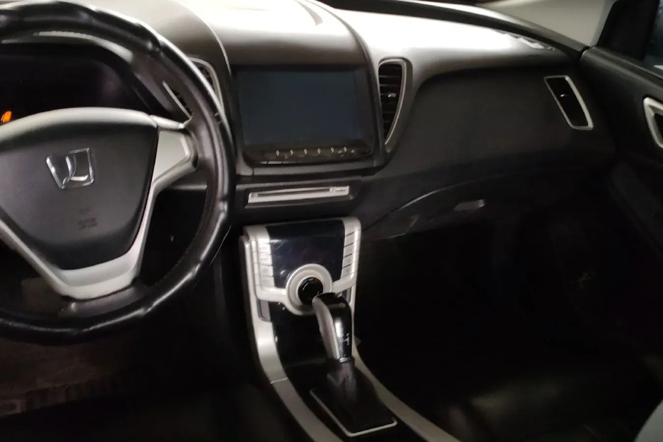 2013 Luxgen 5 1.8T 154HP L4 5AT,autocango,china used car exporter,china ev exporter,chinese used car exporter,chinese used ev exporter