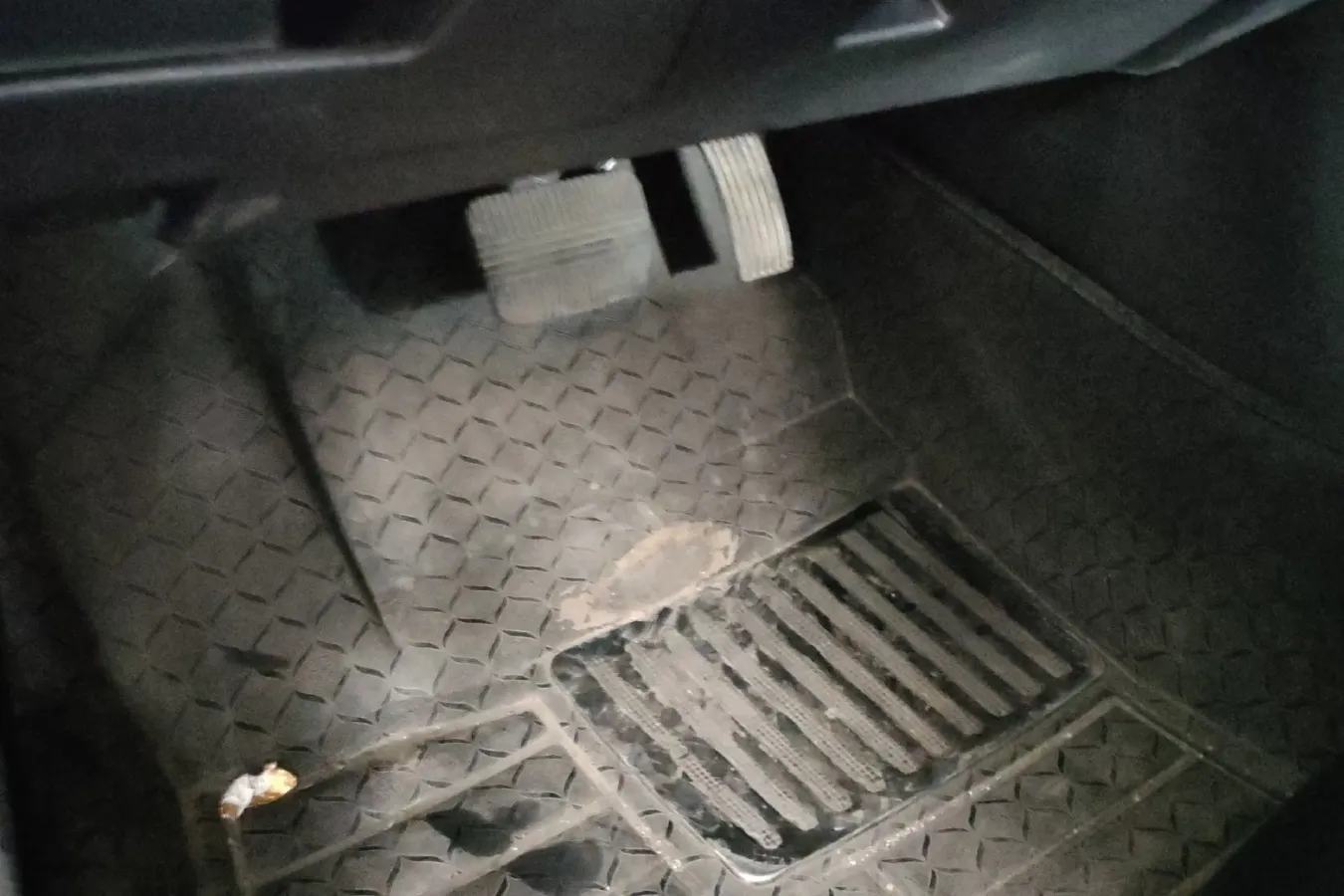 2013 Luxgen 5 1.8T 154HP L4 5AT,autocango,china used car exporter,china ev exporter,chinese used car exporter,chinese used ev exporter