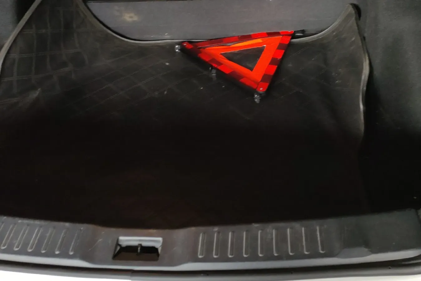 2013 Luxgen 5 1.8T 154HP L4 5AT,autocango,china used car exporter,china ev exporter,chinese used car exporter,chinese used ev exporter