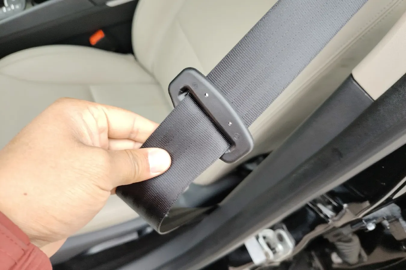 2016 Roewe e550 1.5L 109HP L4 2AT PHEV 12KWH,autocango,china used car exporter,china ev exporter,chinese used car exporter,chinese used ev exporter