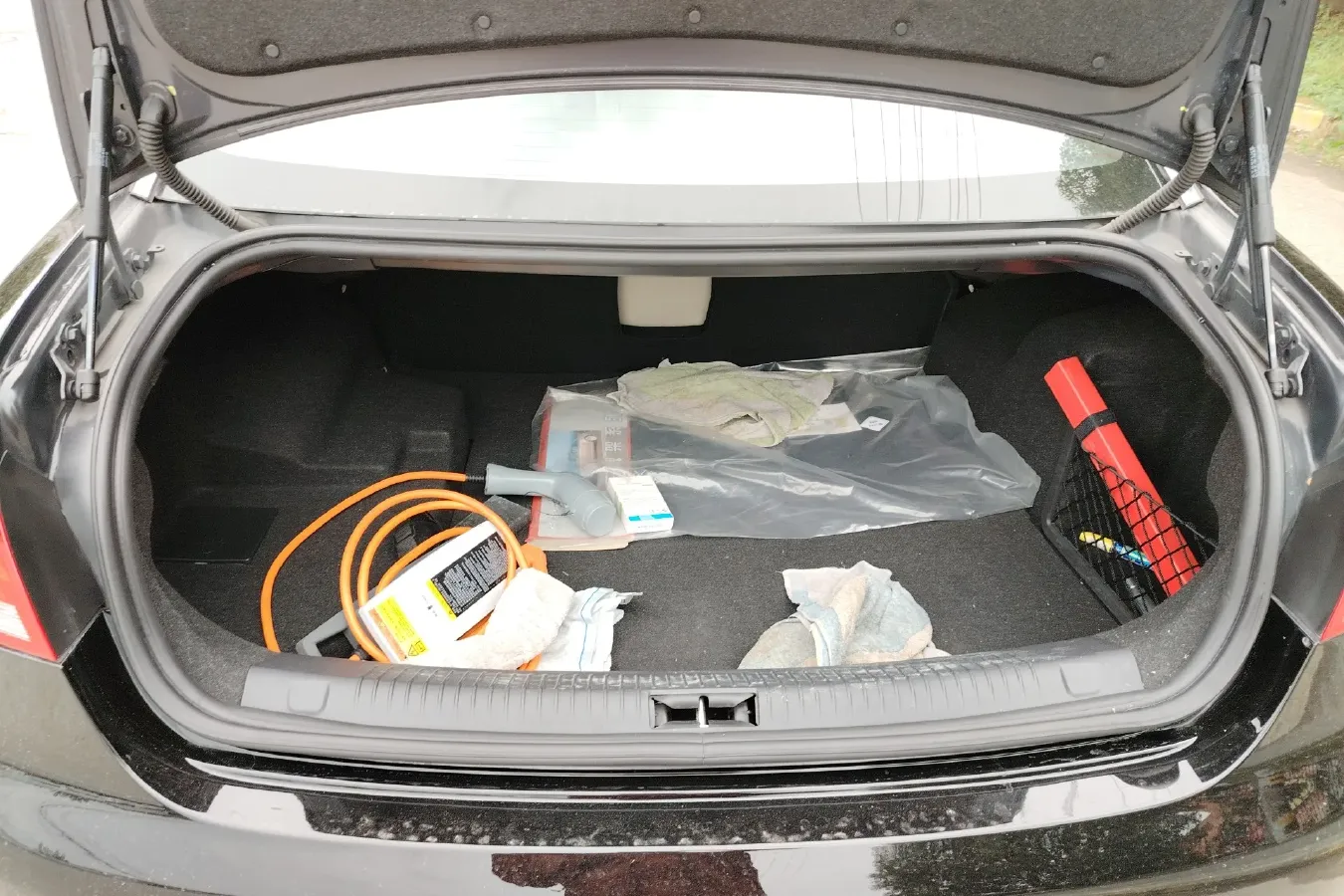 2016 Roewe e550 1.5L 109HP L4 2AT PHEV 12KWH,autocango,china used car exporter,china ev exporter,chinese used car exporter,chinese used ev exporter