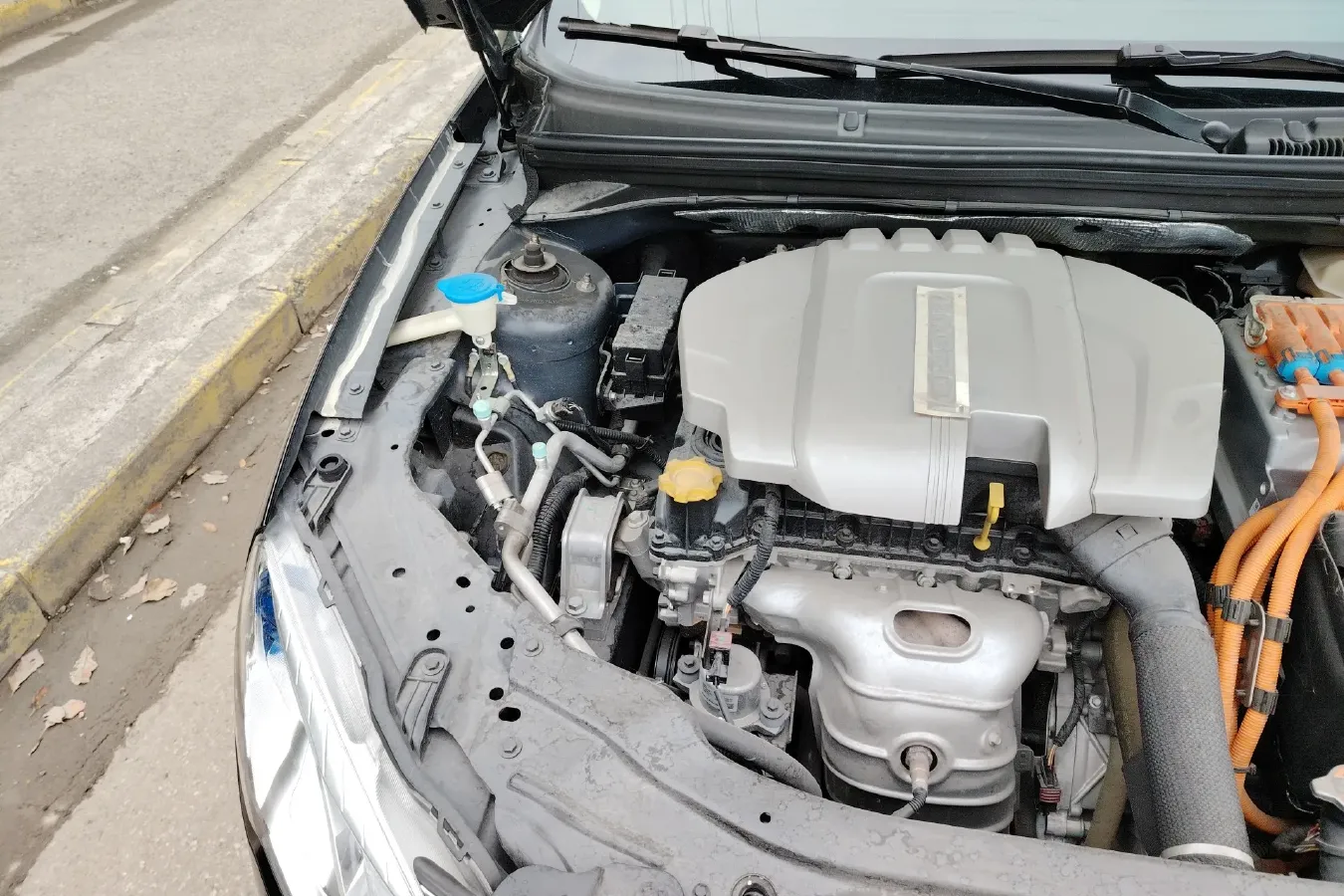 2016 Roewe e550 1.5L 109HP L4 2AT PHEV 12KWH,autocango,china used car exporter,china ev exporter,chinese used car exporter,chinese used ev exporter