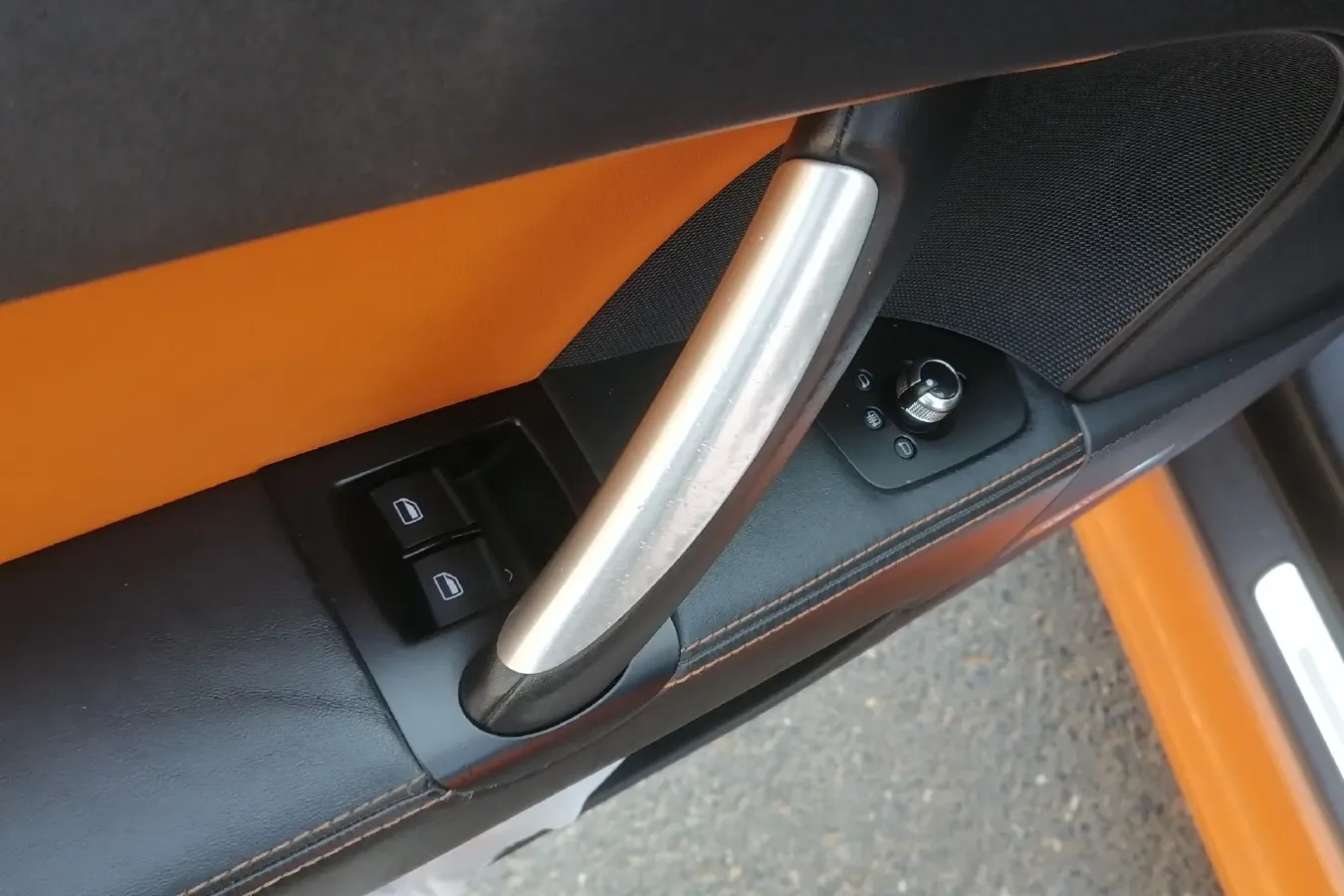 2011 Audi TTS 2.0T 272HP L4 6DCT,autocango,china used car exporter,china ev exporter,chinese used car exporter,chinese used ev exporter