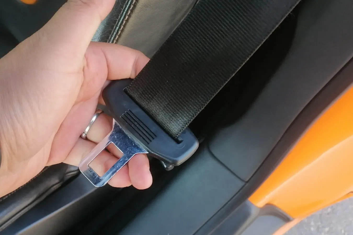 2011 Audi TTS 2.0T 272HP L4 6DCT,autocango,china used car exporter,china ev exporter,chinese used car exporter,chinese used ev exporter