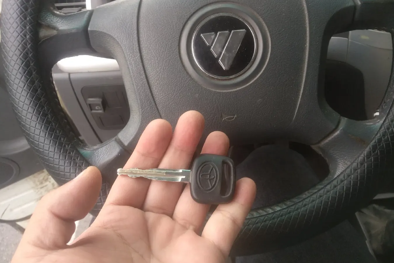 2011 Foton Scenery 2.0L 103HP L4 5MT,autocango,china used car exporter,china ev exporter,chinese used car exporter,chinese used ev exporter