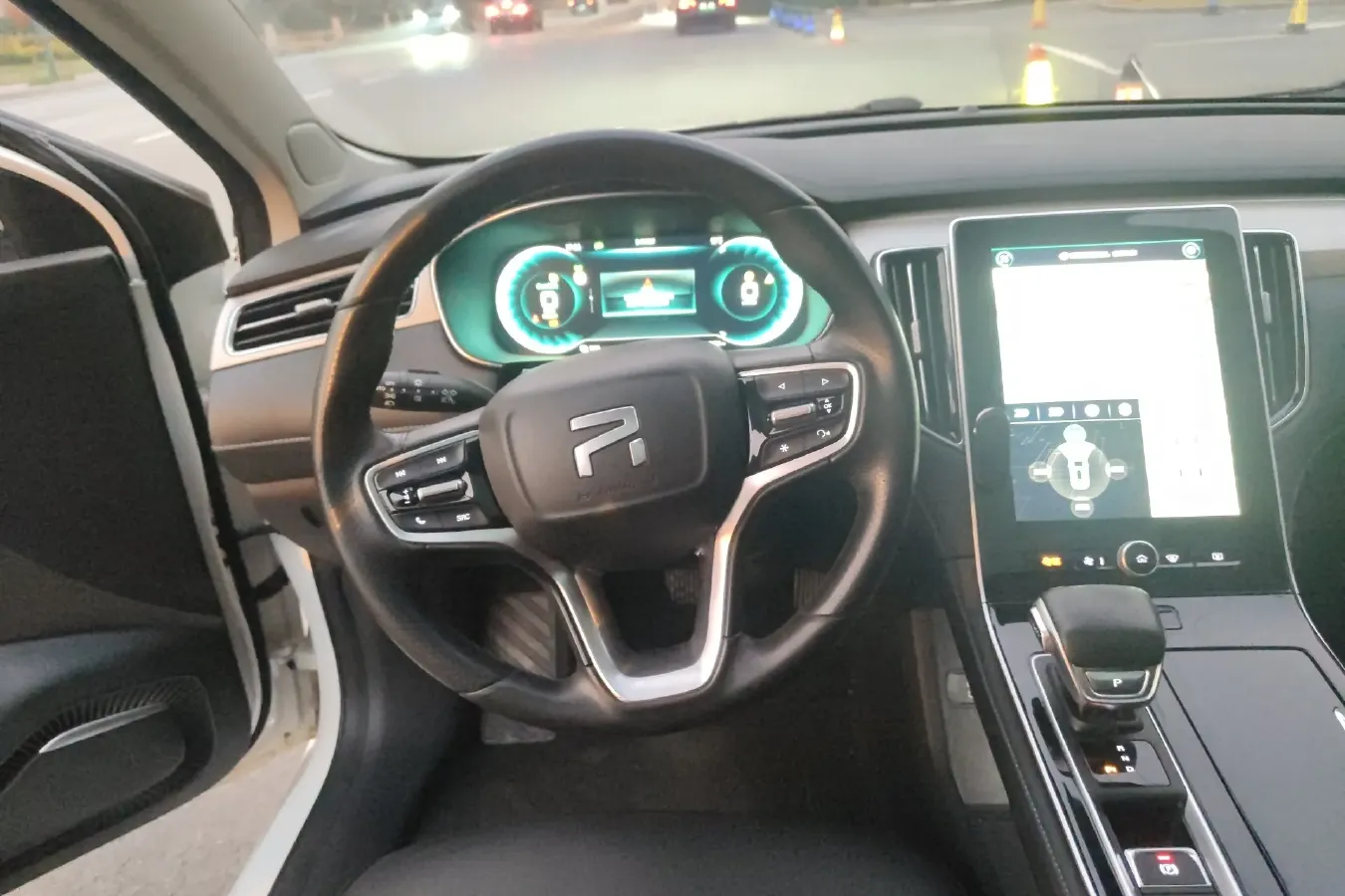 2021 Rising Auto ER6 BEV 69.9KWH,autocango,china used car exporter,china ev exporter,chinese used car exporter,chinese used ev exporter