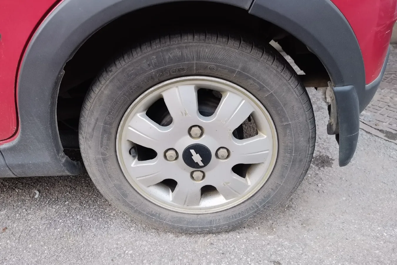 2012 BaoJun LeChi 1.2L 86HP L4 5MT,autocango,china used car exporter,china ev exporter,chinese used car exporter,chinese used ev exporter