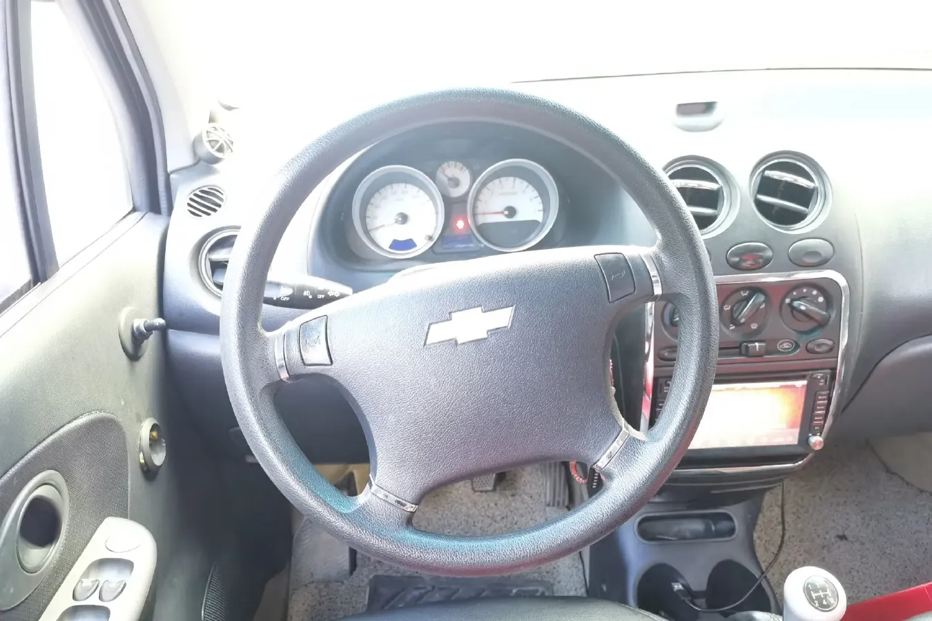 2012 BaoJun LeChi 1.2L 86HP L4 5MT,autocango,china used car exporter,china ev exporter,chinese used car exporter,chinese used ev exporter